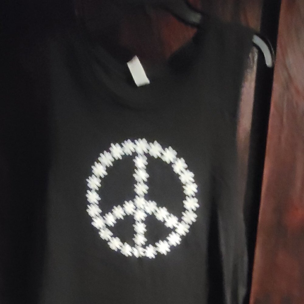 very important tee district L/XL READ DESCRIP